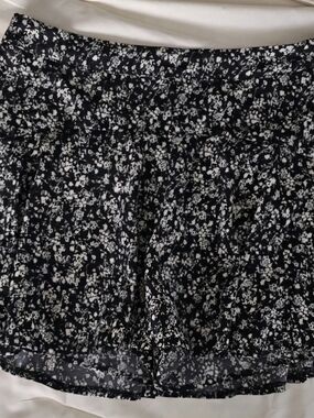 MiouMuse Blk White Floral Mini Skort w/Ruffle US L - Boho Romantic Party - NWOT